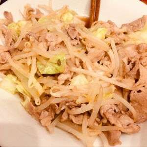 豚肉とモヤシとキャベツのさっぱり胡麻ポン酢炒め